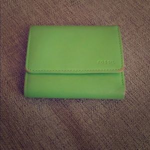 ⬇️❗️💚Fossil green leather wallet💚